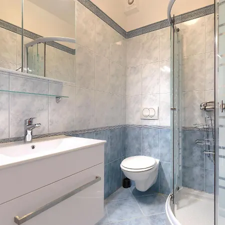 Flores By Interhome Рабац