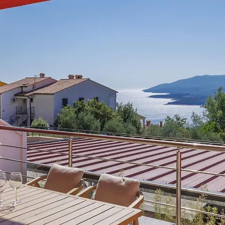 Appartement Flores By Interhome Rabac