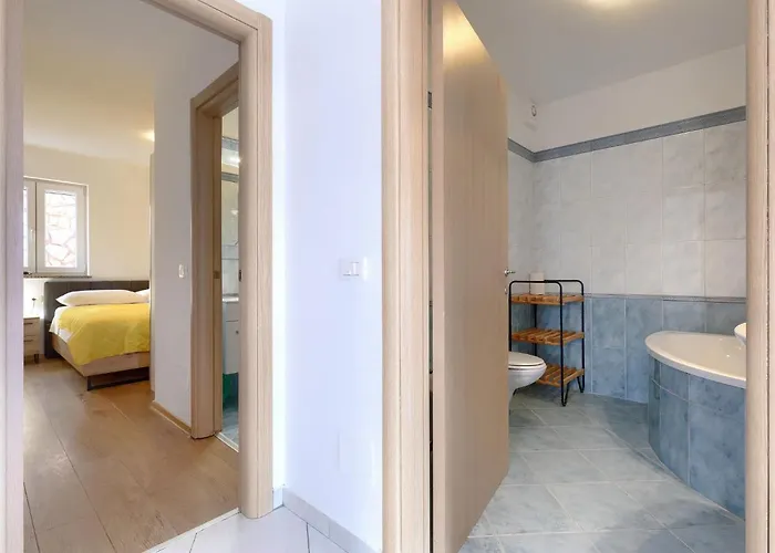 Flores By Interhome Appartement