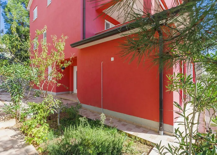 Flores By Interhome * Rabac