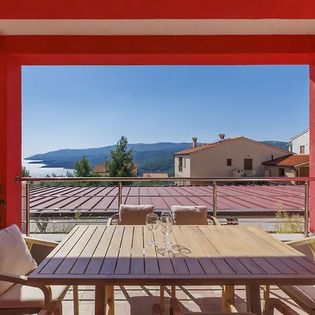 Flores By Interhome *